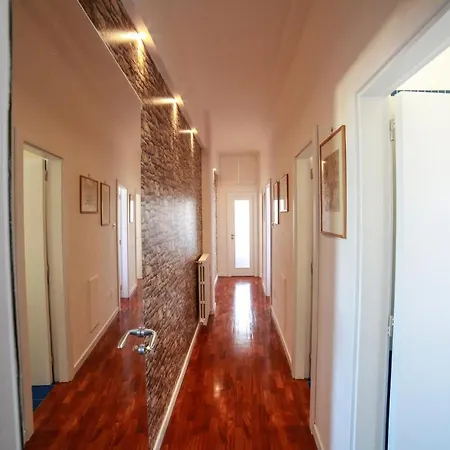 Daire Camy House - De Vivo Realty *