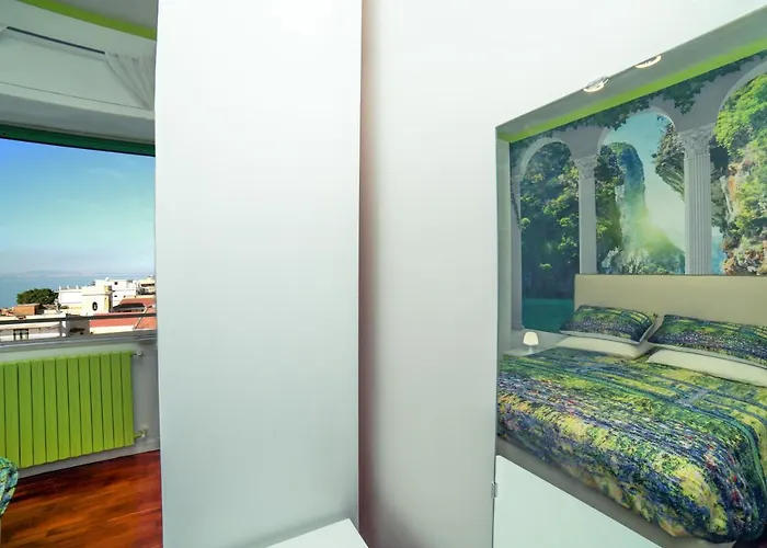 Camy House - De Vivo Realty Sorrento